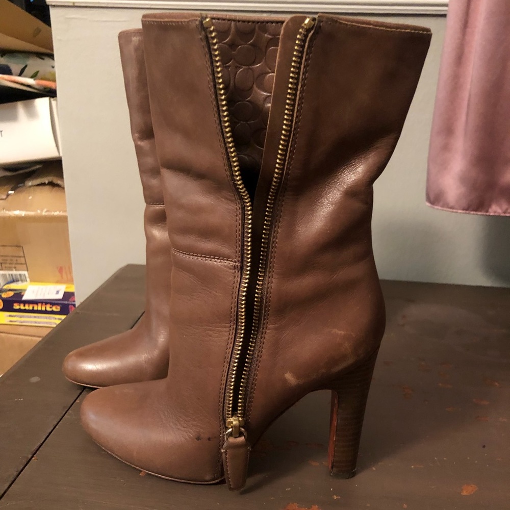 Coach boots size 6